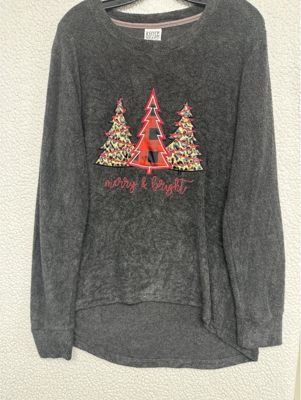 Royce Brand Women’s Christmas Top Gray Merry Bright Leopard Plaid Trees Long XL